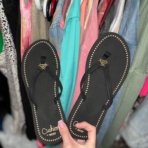 Reef cushion flip flops